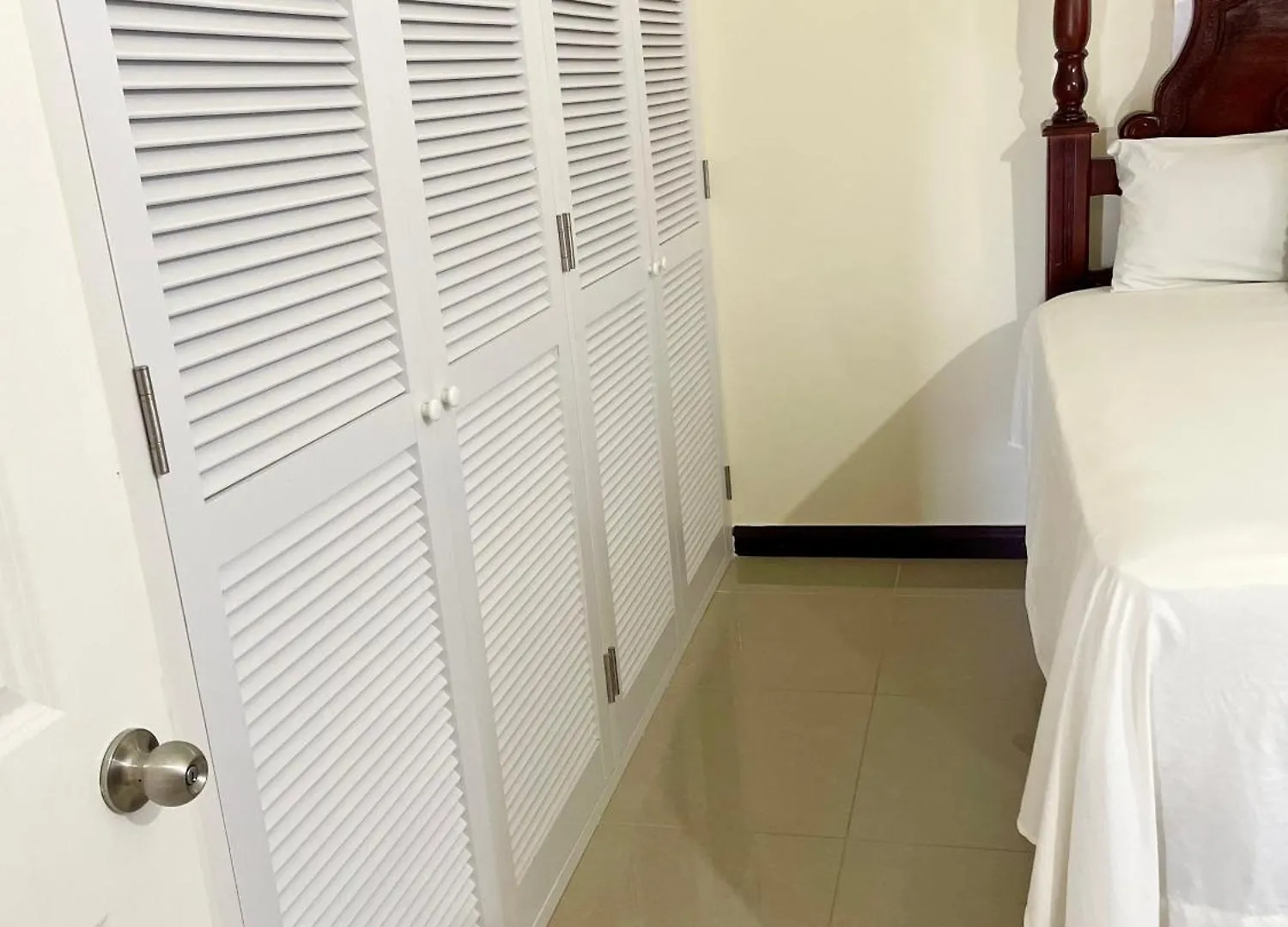 Appartement Secure Resort Vibes Getaway - Colbeck Manor Old Harbour - Gated, Pool, Gym